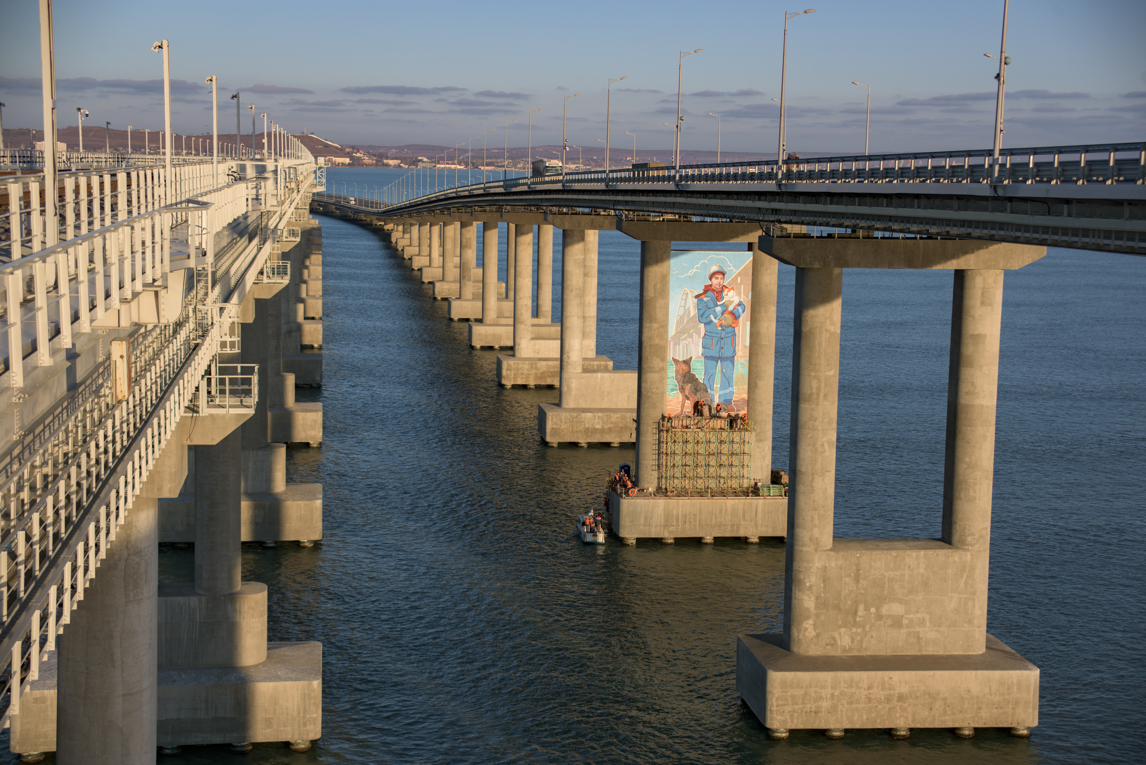 Опоры крымского моста