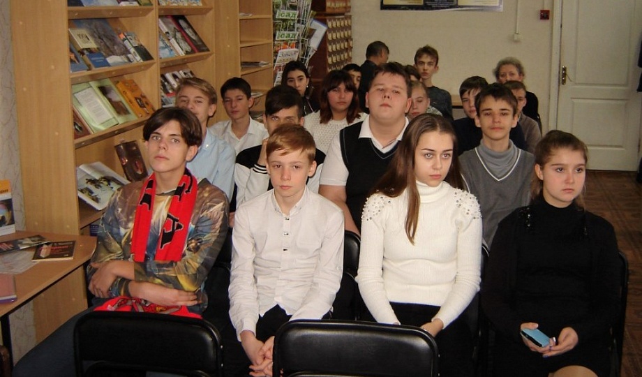 Интернат для подростков в москве. Школа для трудных подростков. Школа интернат для трудных подростков. Школа для сложных подростков. Школа для трудных подростков в Москве.