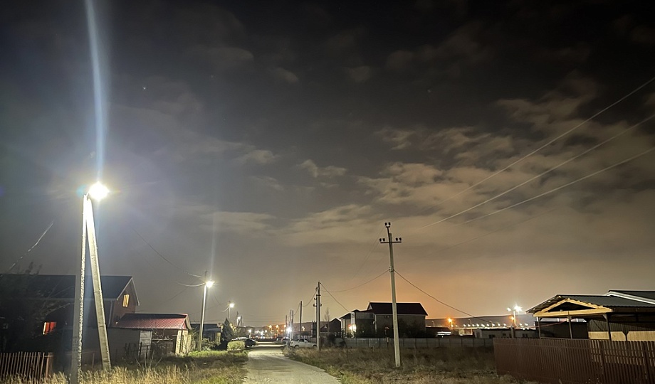 Свет Волне: на всех улицах посёлка установлены современные фонари